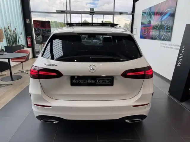 Mercedes Classe B 250 e hybrid eq 8g-dct — photo 6