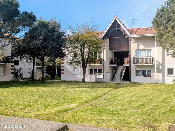 Grand Appartement duplex - LE TEICH