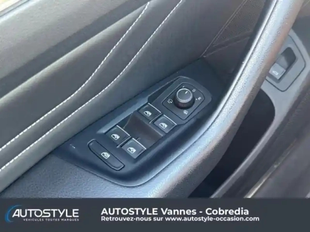 Volkswagen Passat sw 2.0 tdi evo 150ch elegance dsg7 8cv — photo 14