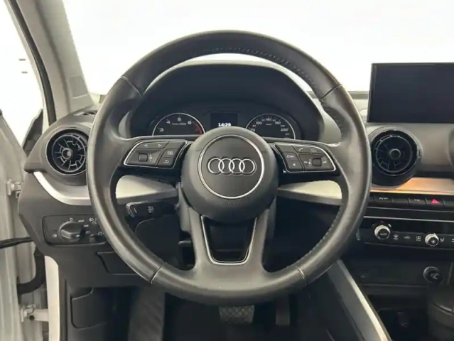 Audi Q2 1.0 tfsi 116ch sport s tronic 7 + caméra + apple carplay — photo 15