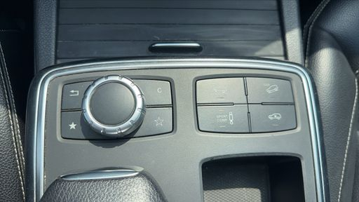 Mercedes Classe GL 350 3.0 CDI V6 4Matic 258 - Excecutive – 2014 – 200991 km – Diesel – Boîte Automatique — photo 3