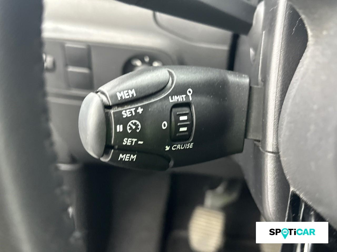 Citroën C3 1.2 puretech 110ch s&s shine pack 121-122g — photo 19