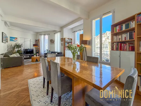 NICE GAMBETTA FLEURS : Superbe 4P 102 m2 étage élevé