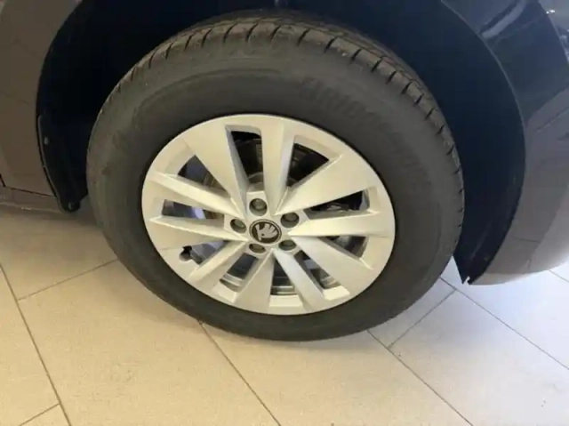Skoda Kamiq 1.0 tsi evo 2 95ch selection — photo 10