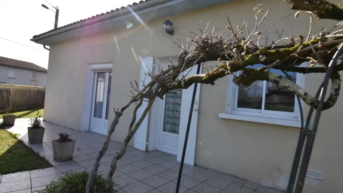 Photo 2