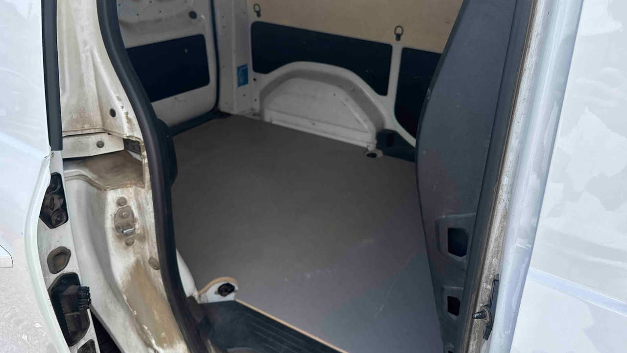 Renault KANGOO VAN FG TOLE BLUE DCI 95 L1 GSR2 — photo 12