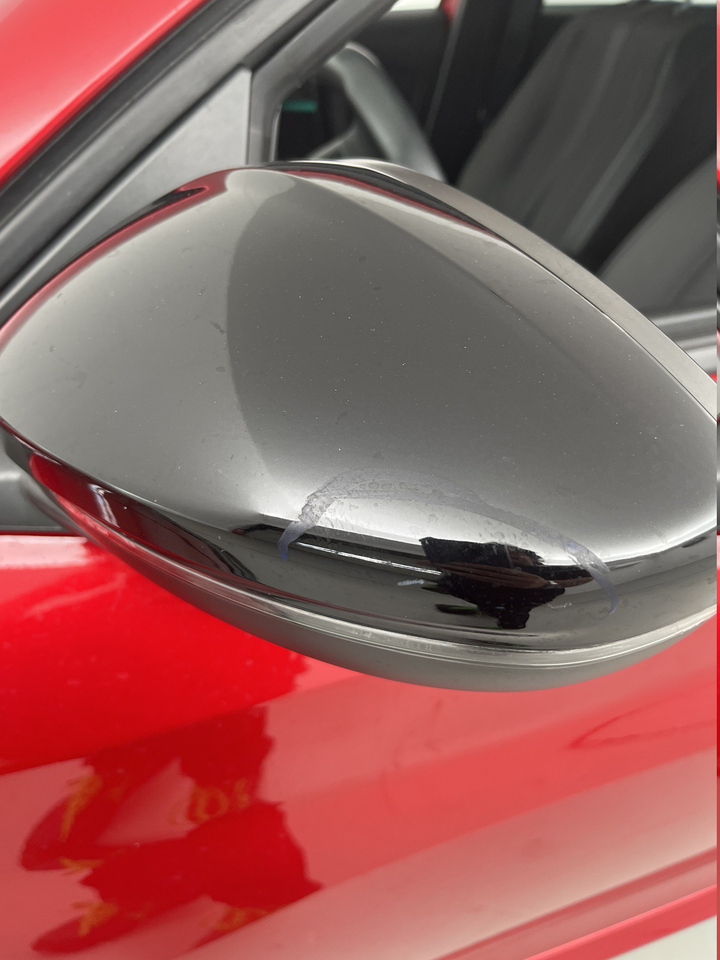 Peugeot 208 — photo 52