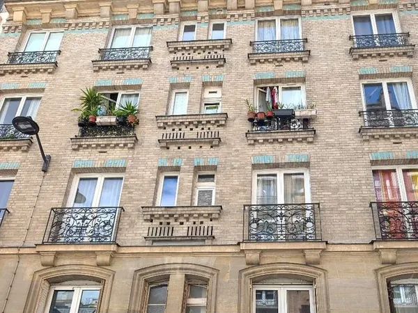 2 pièces de 30 m² calme et lumineux