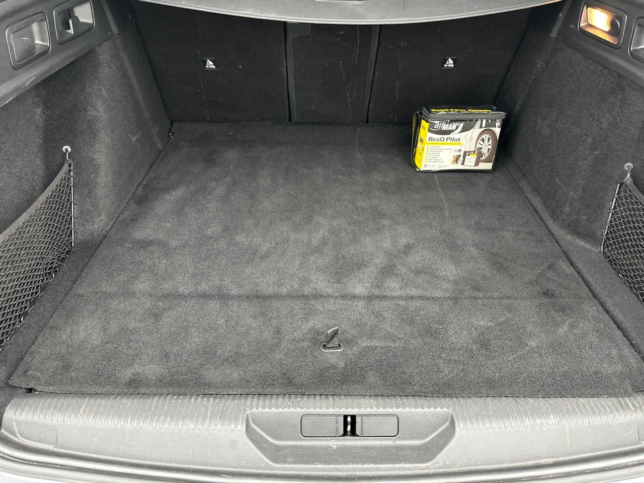 Peugeot 308 sw puretech 130ch s&s eat8 active pack — photo 6