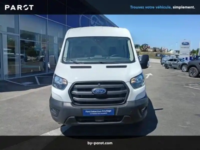 Ford Transit fourgon fg t310 l2h2 2.0 ecoblue 130ch ambiente — photo 23