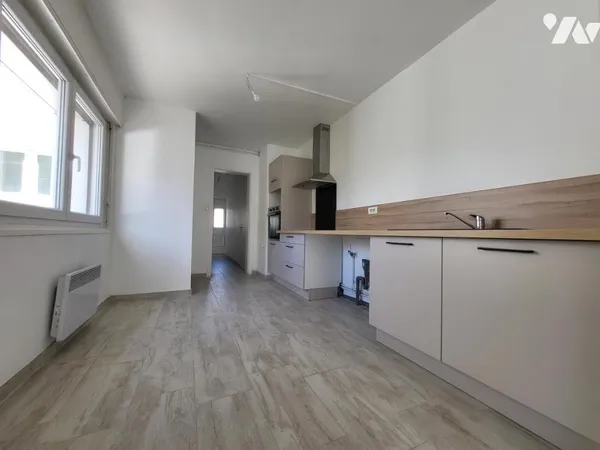 Maison 2 pièces 96 m²