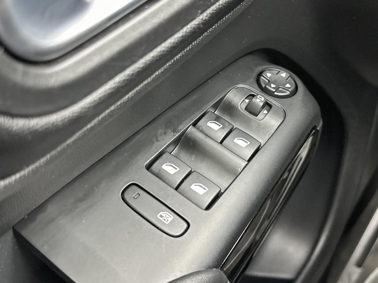 Citroën C5 Aircross hybride rechargeable 225 s&s e-eat8 shine pack — photo 15