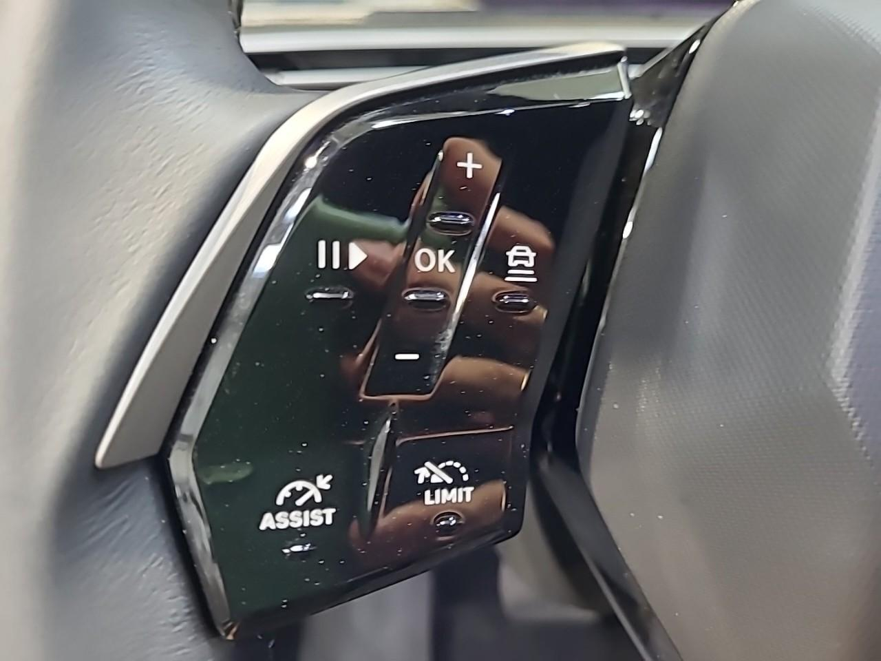 Peugeot 5008 hybrid 145 ch e-dcs6 allure — photo 23
