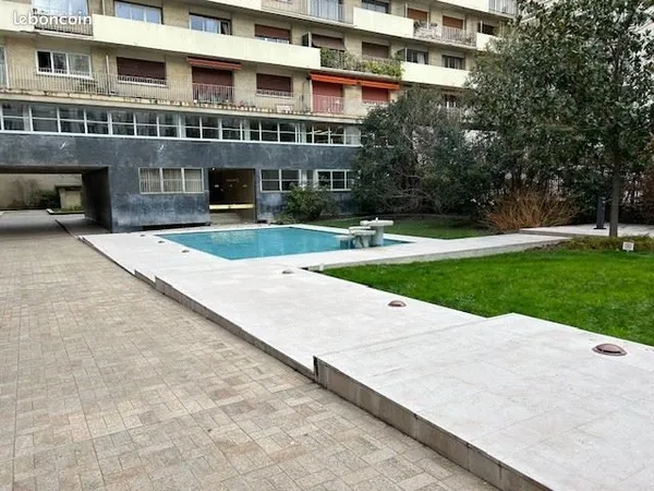 Bureaux 241 m² PARIS