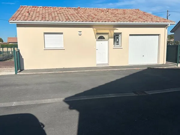 Location maison T3 avec garage et parking