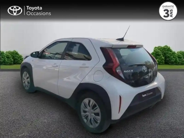 Toyota Aygo X 1.0 vvt-i 72ch dynamic my24 — photo 2