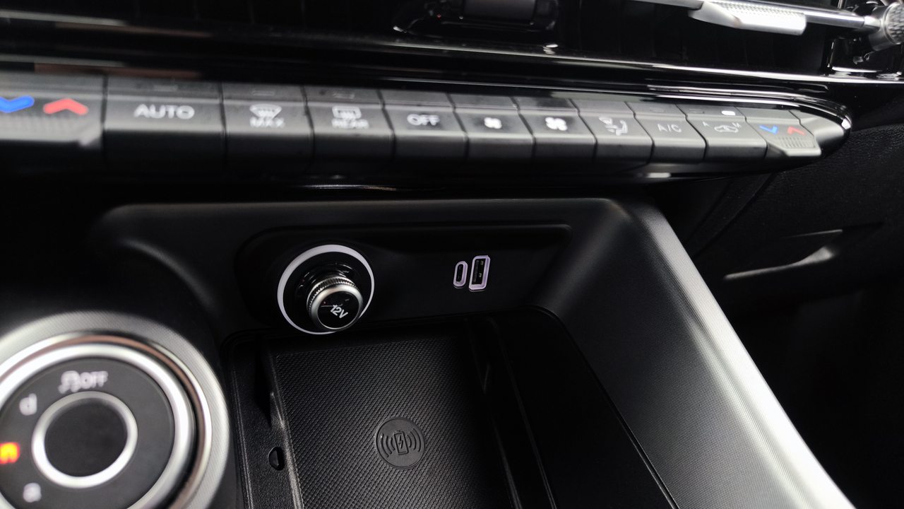 Alfa Romeo Tonale 1.5 Hybrid 130 ch TCT7 — photo 36