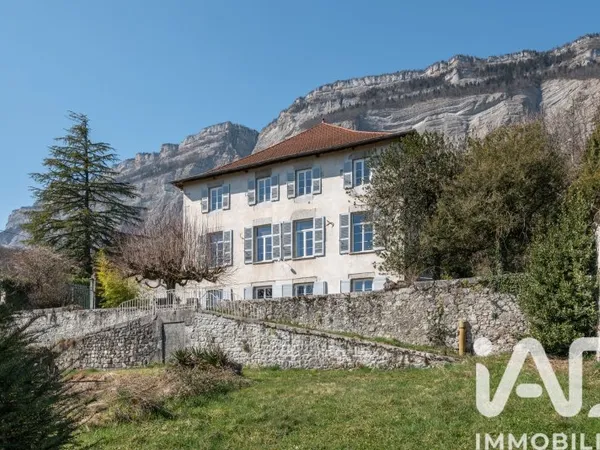 Maison 15 pièces 500 m²