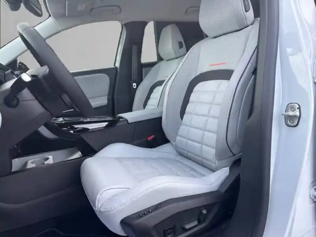 Citroën C5 Aircross hybride 145 ch e-dcs6 — photo 11