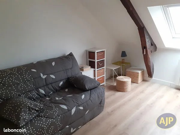 Studio 1 pièce 11 m²