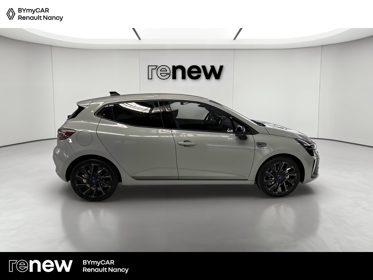 Renault Clio E-Tech full hybrid 145 ch GSR2 — photo 6