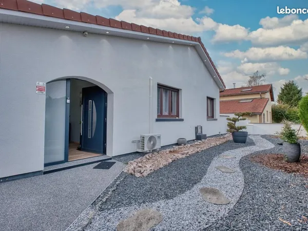 Maison 7 pièces 225 m²