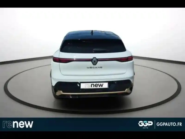 Renault Megane e-tech electric ev60 220ch iconic super charge -b — photo 5