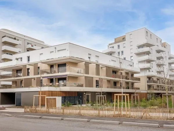 Appartement récent 2 pièces avec terrasse à Schiltigheim