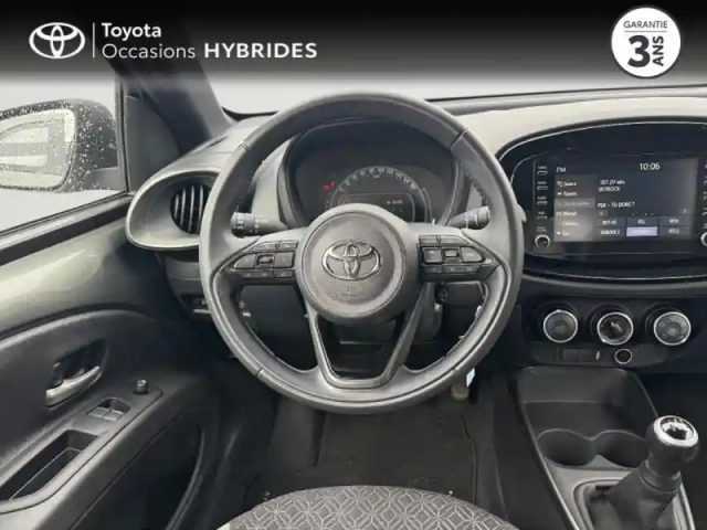 Toyota Aygo X 1.0 vvt-i 72ch design my23 — photo 24