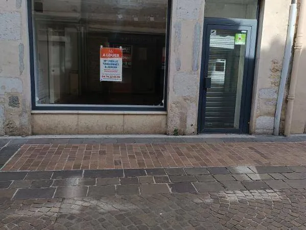 Local commercial 80 m²
