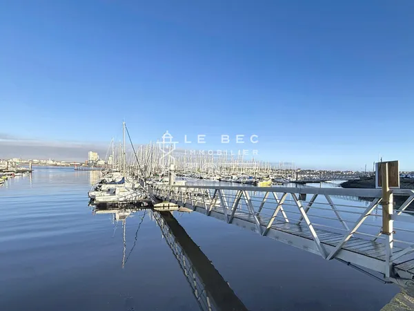 Terrain 366 m²