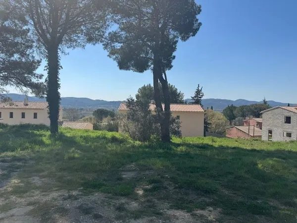 Terrain 450 m²