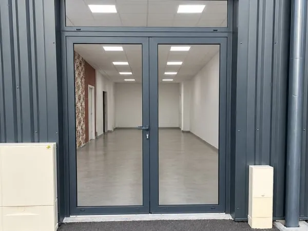 Local commercial de 40 m² — Audenge (P2A)
