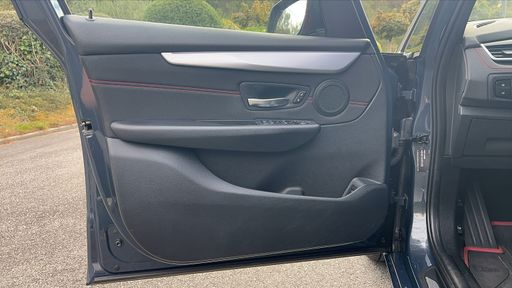 BMW Serie 2 Gran Tourer 218i 136 BVA6 - Sport – 2015 – 123180 km – Essence – Boîte Automatique — photo 37