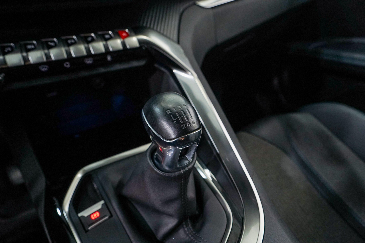 Peugeot 3008 — photo 24