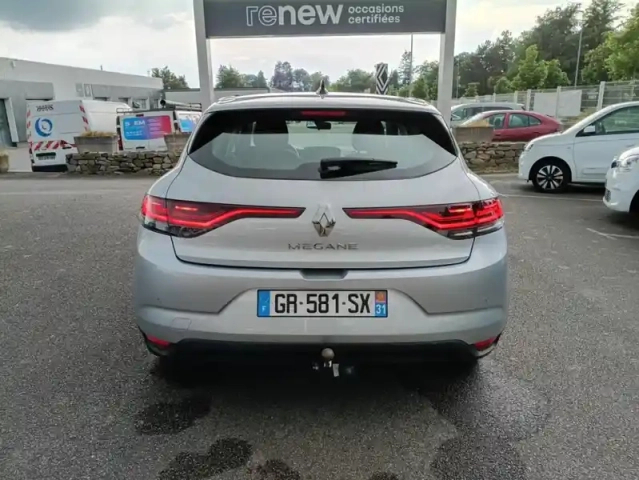 Renault Megane blue dci 115 edc evolution 5p — photo 4