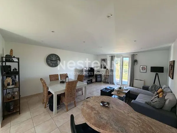 Maison de plain-pied 2 pièces 57 m²