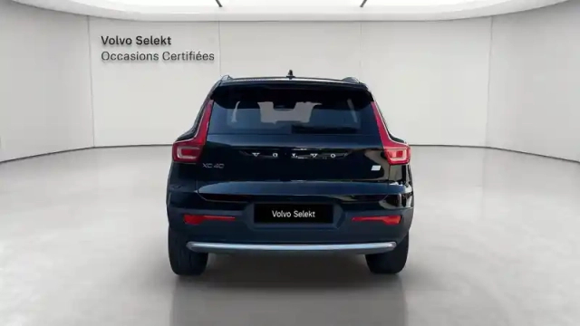 Volvo Xc40 t4 recharge 129+82 ch dct7 — photo 4