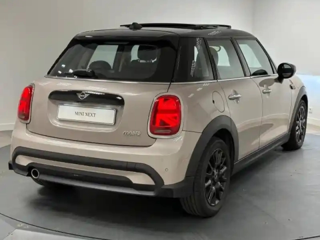 Mini Mini 5 portes cooper 136ch edition premium plus bva7 — photo 3