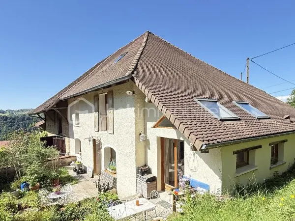 Maison 5 pièces 140 m²