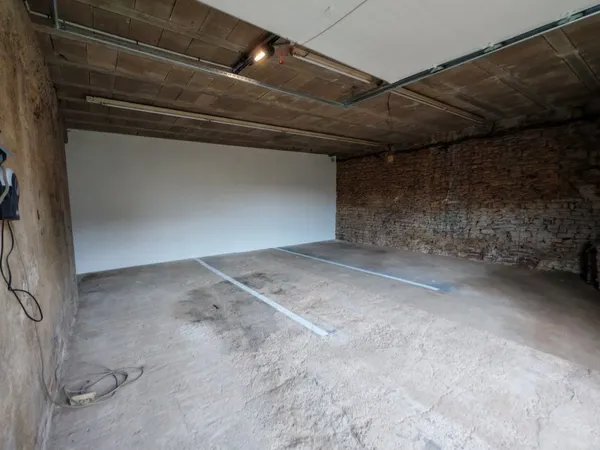 Garage/Parking 20 m²