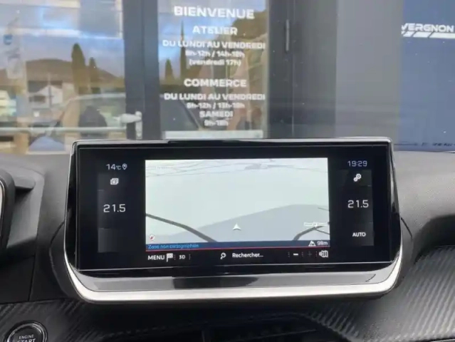 Peugeot 2008 ii bluehdi 110 s&amp;s roadtrip — photo 11