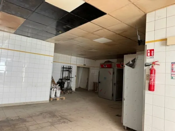 LOCAL COMMERCIAL à vendre