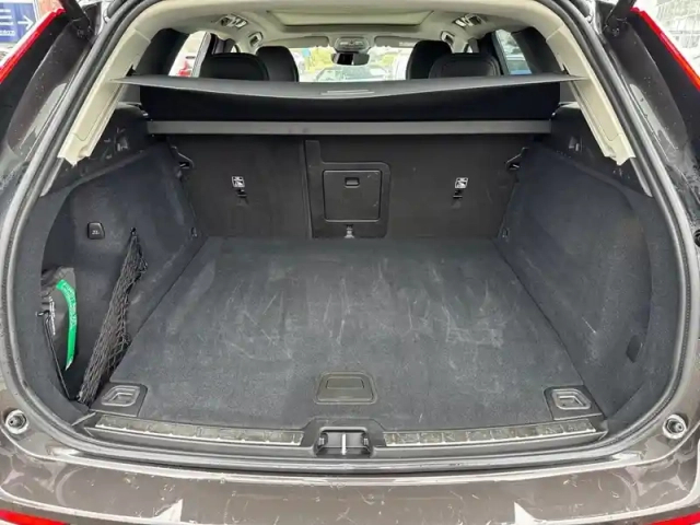 Volvo Xc60 t6 awd hybride rechargeable 253 ch+145 ch geartronic 8 — photo 6
