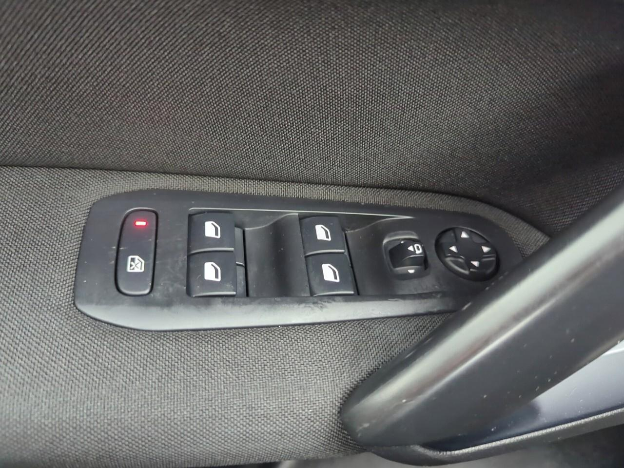 Peugeot 308 bluehdi 130ch s&s eat8 active business — photo 23