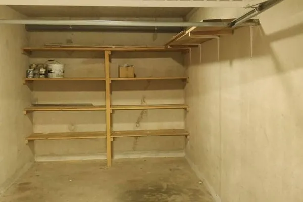 Parking 16 m²