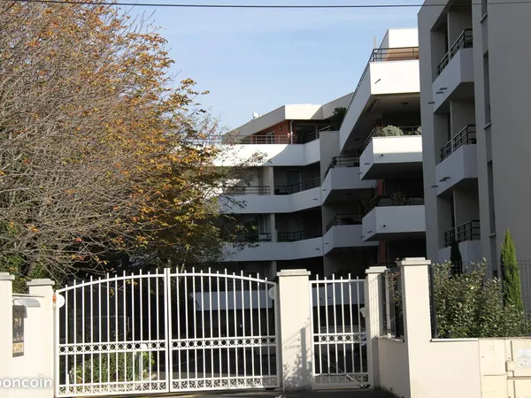 Beau STUDIO Quartier des Cézeaux