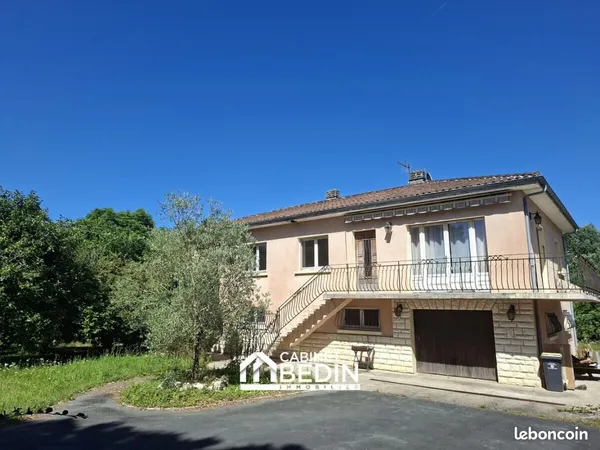 Local 6 pièces 116 m²