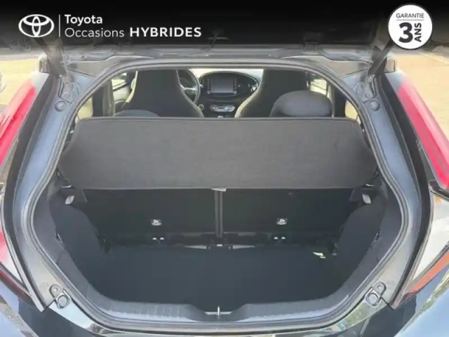 Toyota Aygo X 1.0 vvt-i 72ch design my23 — photo 10