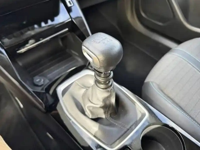 Peugeot 2008 puretech 100 s&amp;s bvm6 — photo 54